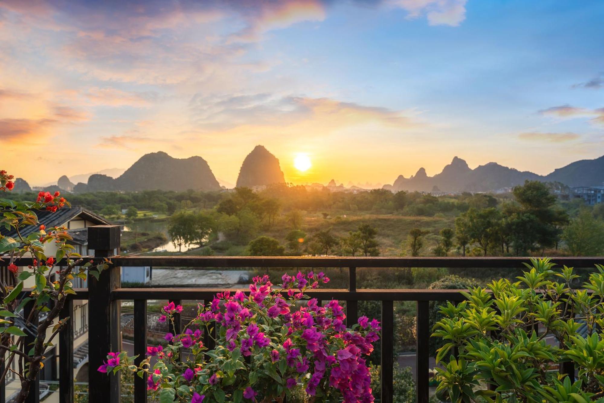 Guilin Village Creek Inn-Free Private Car Pick Up Station Stay 3 Nights Bagian luar foto